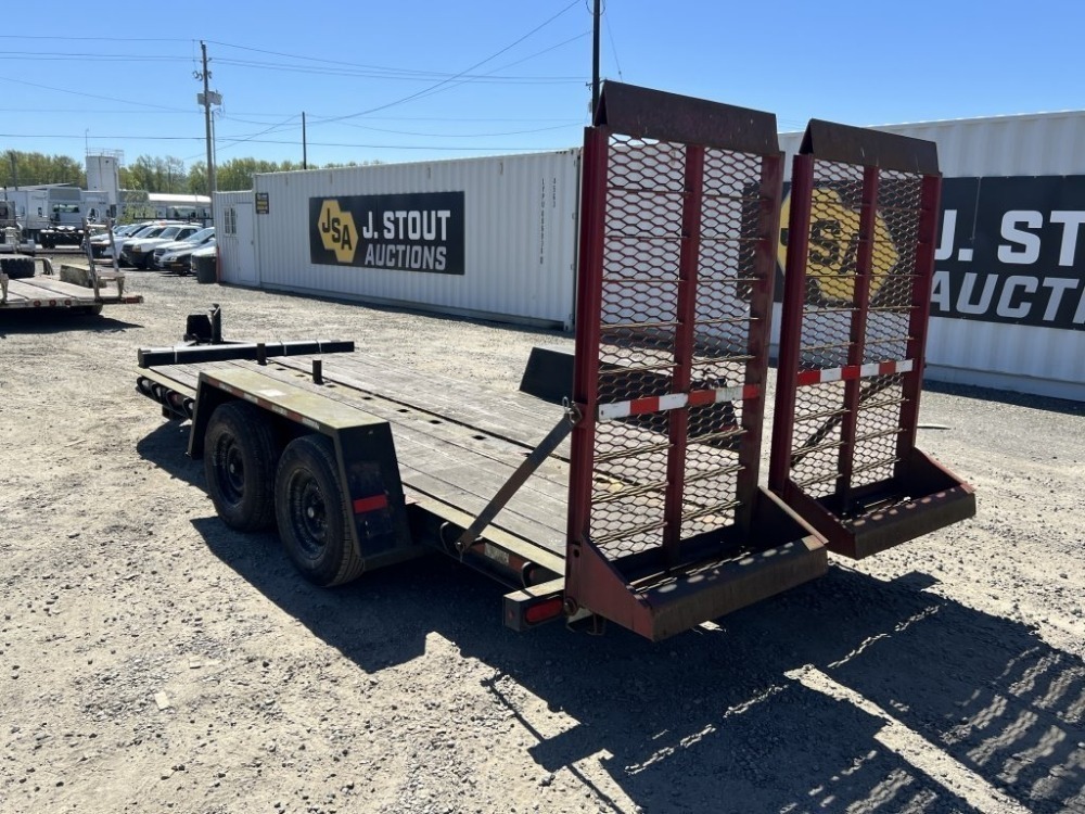 2002 Towmaster Contrail T/A Equipment Trailer | J. Stout Auction