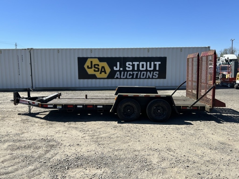 2002 Towmaster Contrail T/A Equipment Trailer | J. Stout Auction