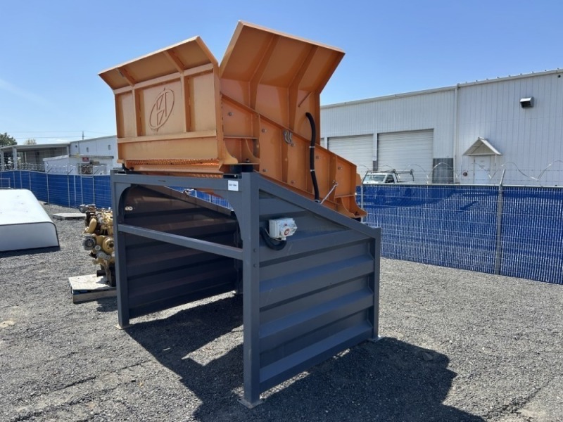 Paladin Vibratory Topsoil Rock Screen
