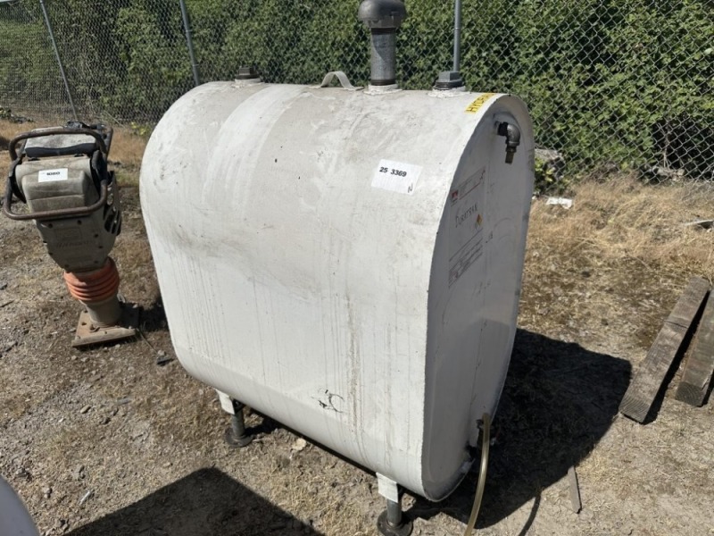 165 Gallon Hydraulic Fluid Storage Tank