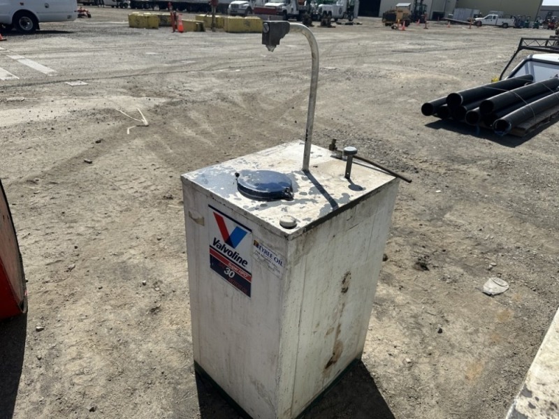 65 Gallon Motor Oil Storage Tank