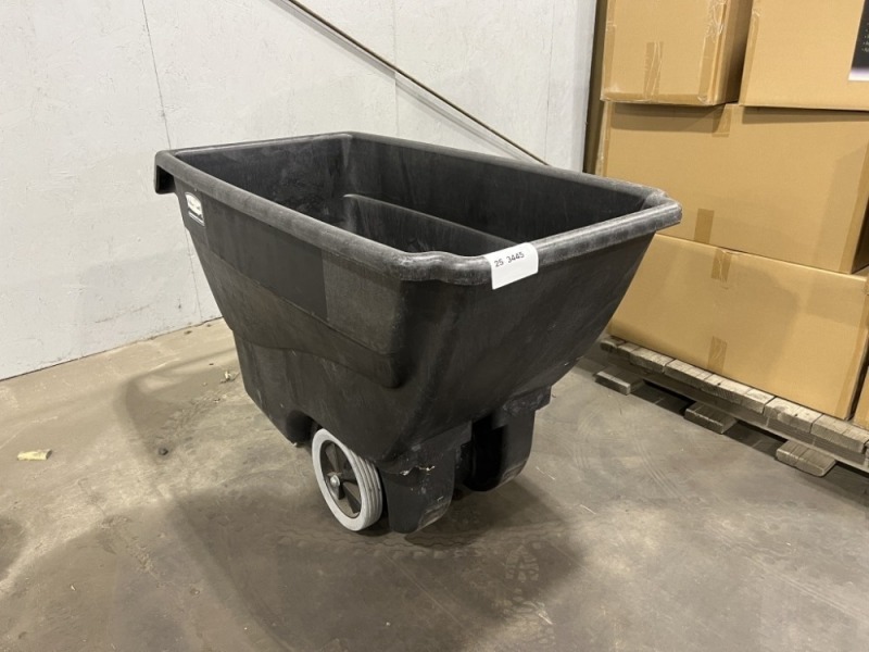 Rubbermaid Tilt Truck