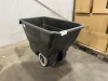Rubbermaid Tilt Truck