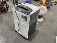 Fellowes C-320C Paper Shredder