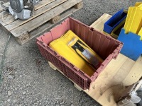 Oversized Load Signs & Bungee Cords
