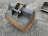 Caterpillar 36" Dig Bucket - 3