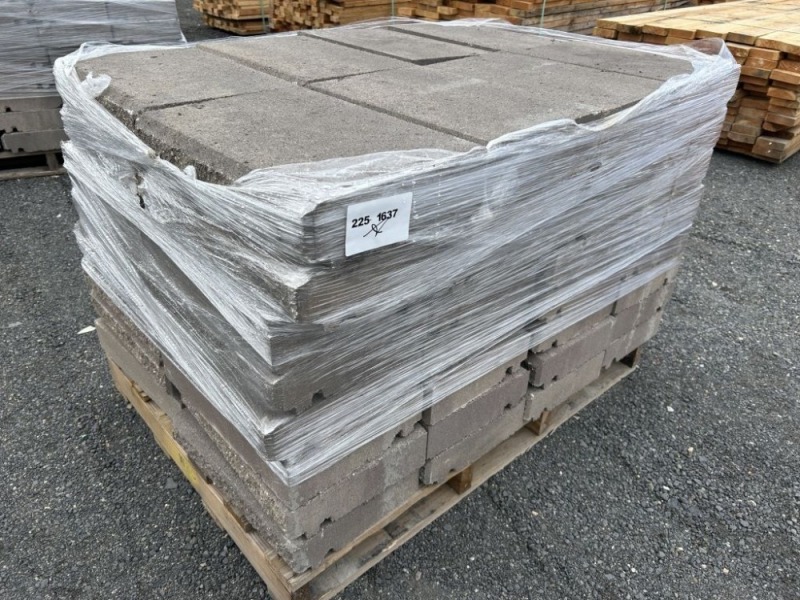 AP Cap Concrete Blocks