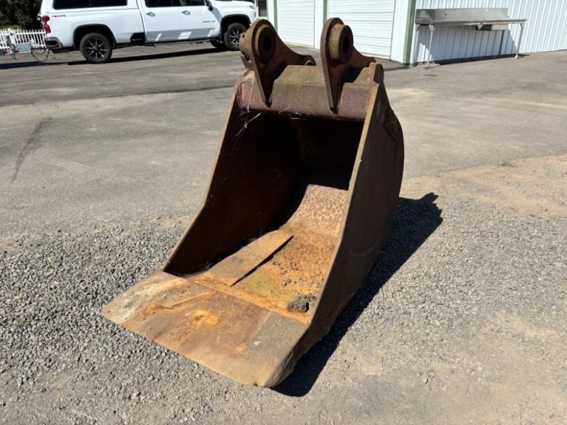 Destec 34" Dig Bucket