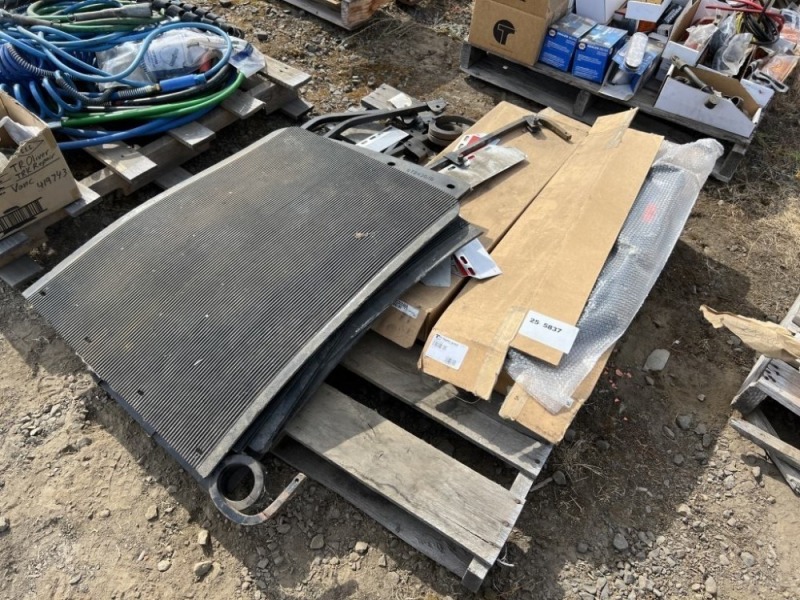 Mud Flaps & Brackets