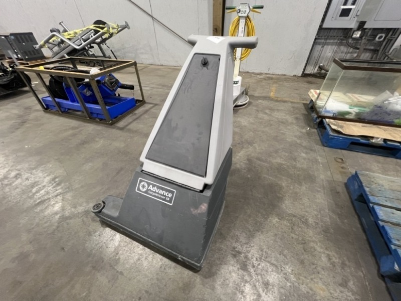 Advance CarpeTriever 28 Wide Area Vacuum