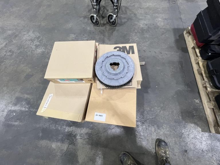 Floor Scrubbing Brush & 3M Burnish Pads