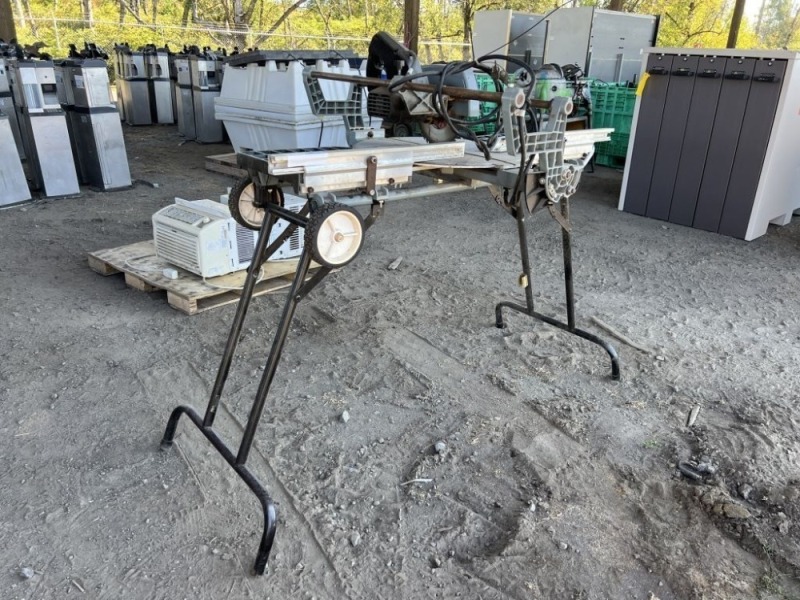Delta Sawbuck Frame & Trim Saw