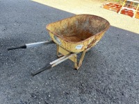 True Temper Wheelbarrow
