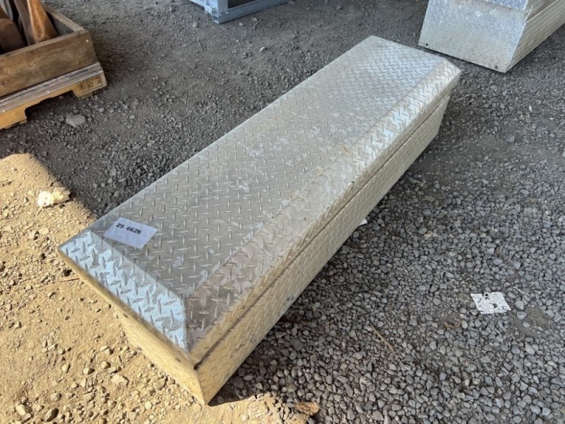 Diamond Plate Truck Tool Box