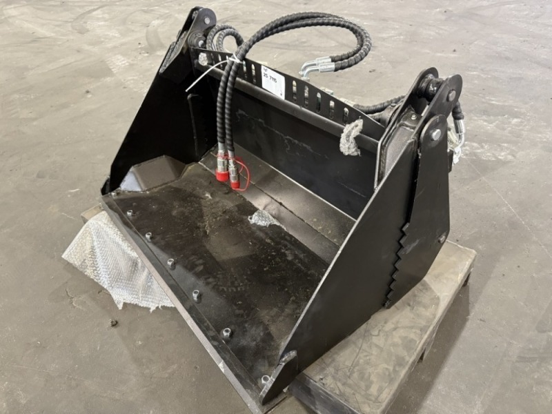 2025 IR 27" 4-in-1 Bucket