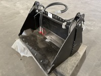 2025 IR 27" 4-in-1 Bucket