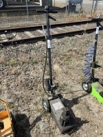 Air/Hydraulic Axle Floor Jack