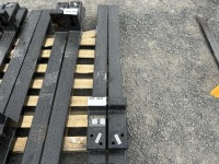 2025 Wolverine Clip-On Pallet Forks