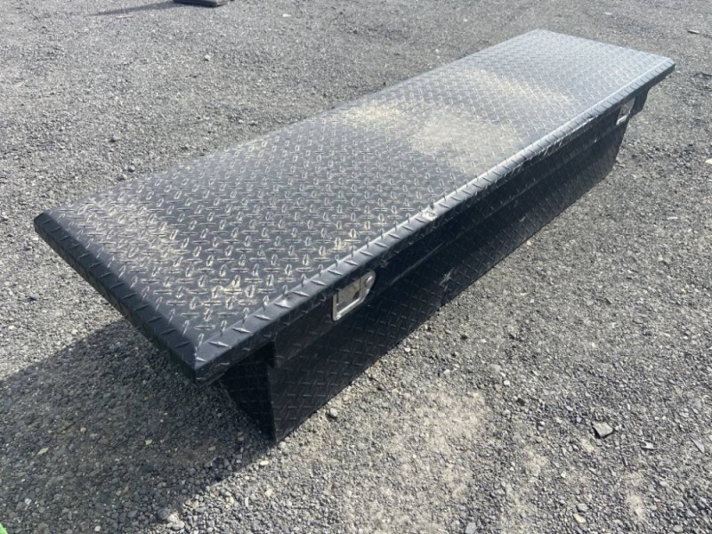 Diamond Plate Truck Tool Box