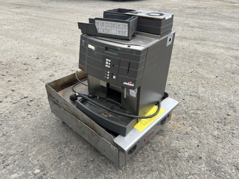 Vulcan Griddle & Schaerer Coffee Machine