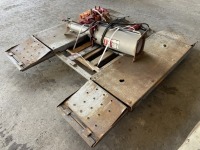 Gray QL-60 QuickLift Plus Vehicle Lift