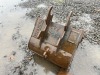 CWS 22" Dig Bucket W/Cutting Edge - 4