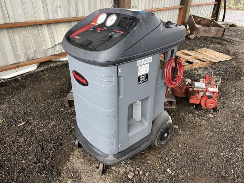 Robinair 17800C Refrigerant Machine