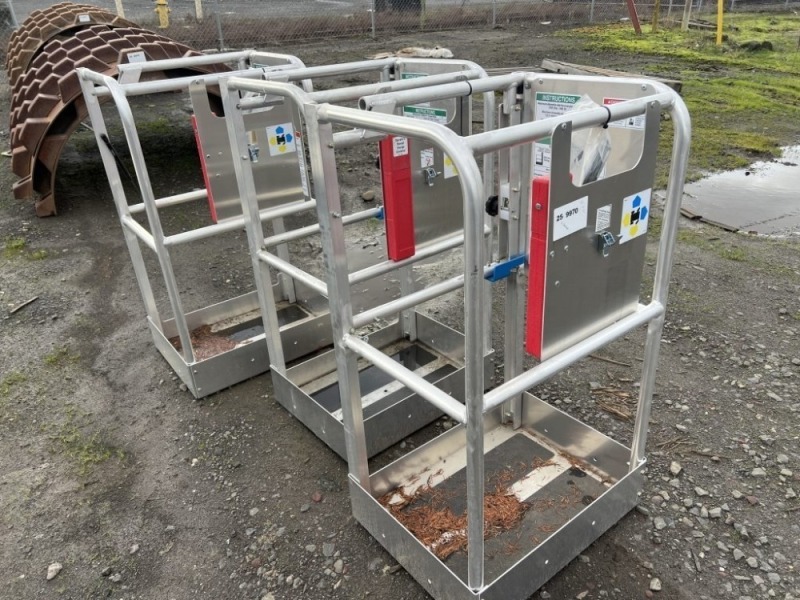 Genie Vertical Mast Lift Platforms Qty 3