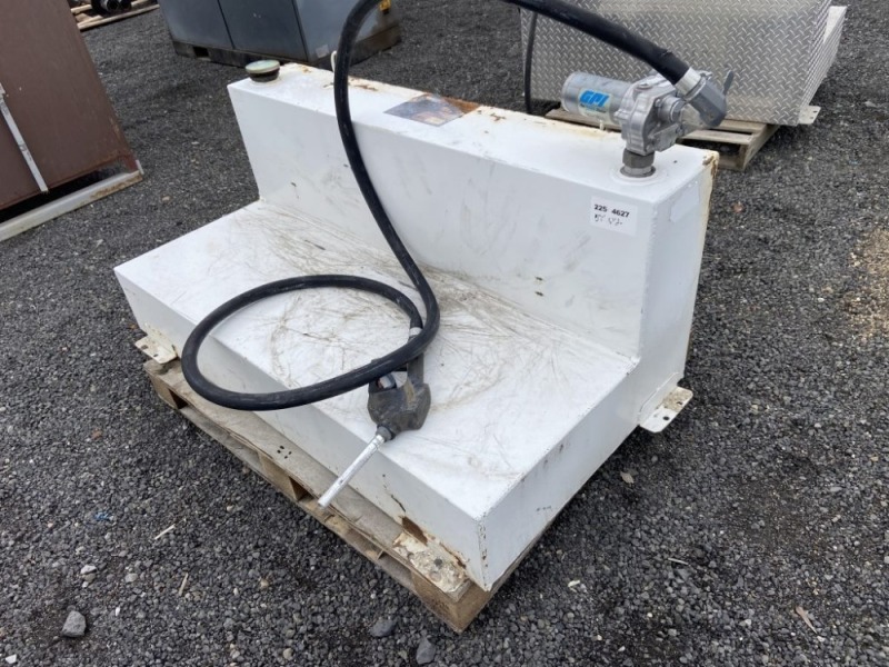 Better Built 100gal Transfer Tank w/Pump
