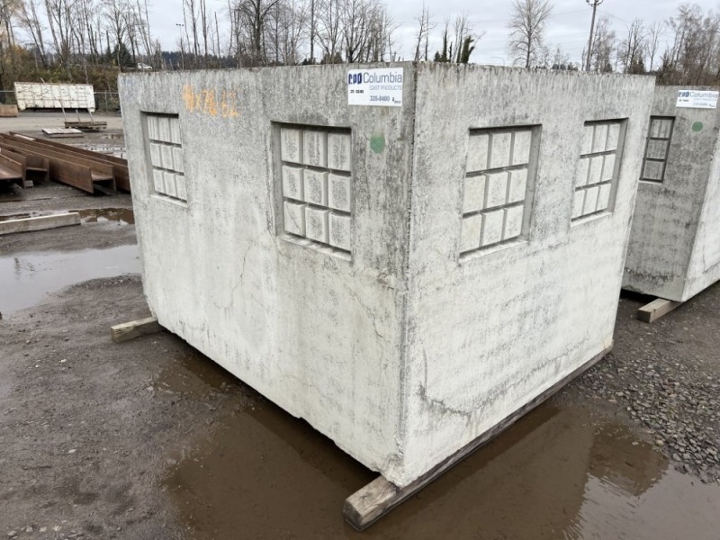 Concrete Vault W/Access Lid & Ladder