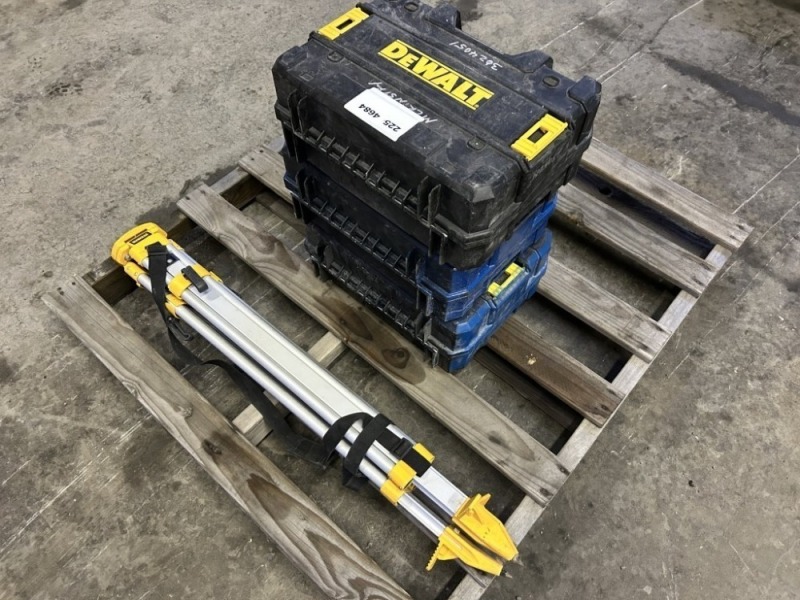 Dewalt Laser Levels w/Cases, Qty. 3