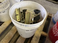 Assorted Rack-Strap Ratchet Straps