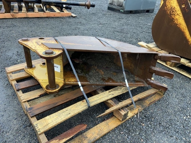 13" Dig Bucket