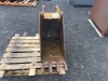 17" Dig Bucket - 2