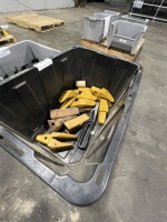 Bucket Teeth
