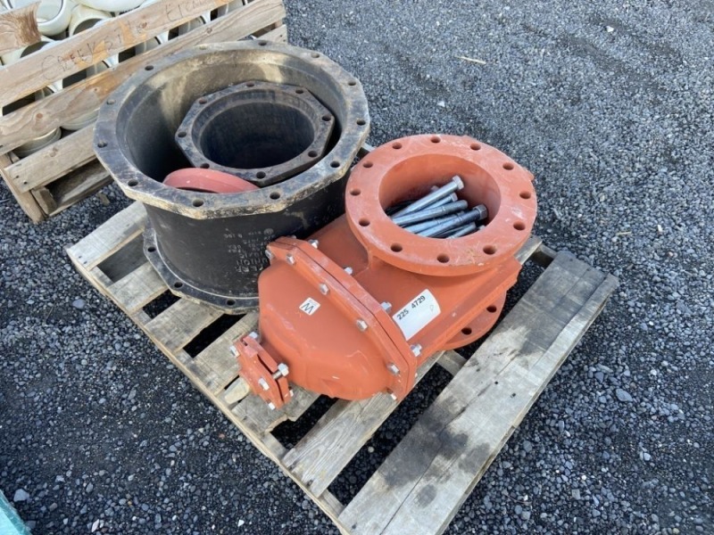 10" Gate Valve w/2 Sleeves