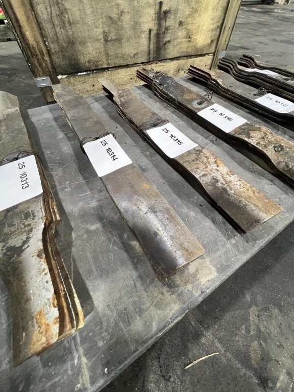 Jacobsen 23" Mower Blades, Qty. 4