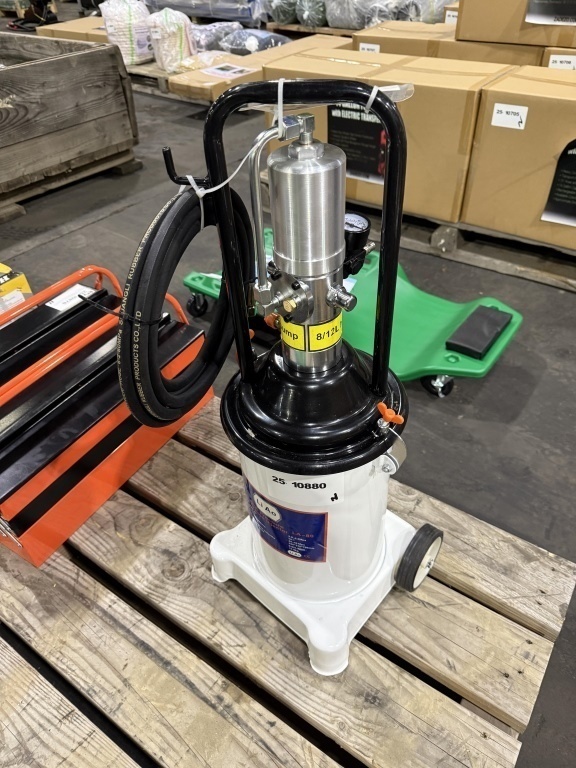 2025 High Pressure Air Operated Grease Pump
