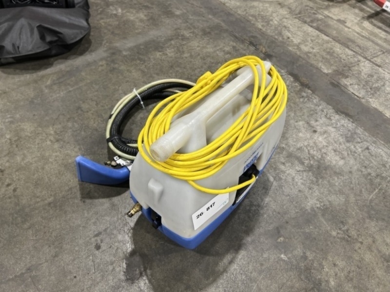 Windsor Presto Mini Carpet Cleaner