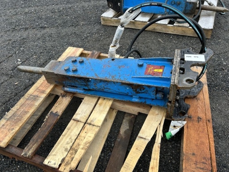 Hydraulic Breaker