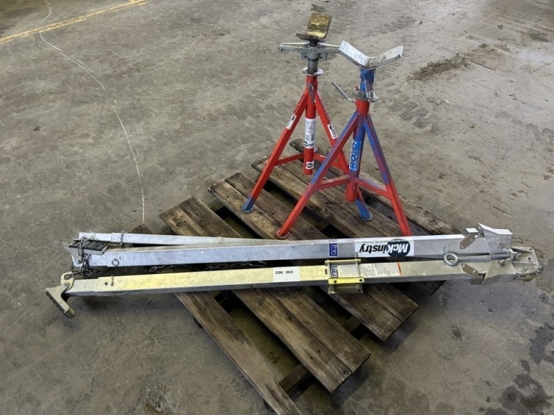 Ridgid V-Head Pipe Stands, Qty. 2