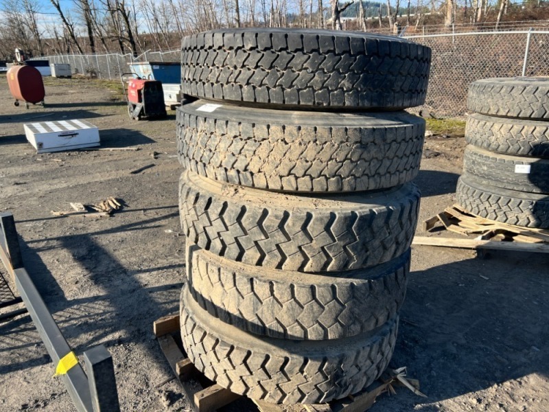 12R22.5 Dually Tires, Qty. 5