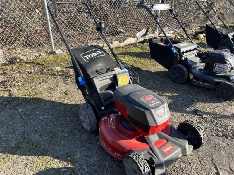 Toro Recycler Walk Behind Mower