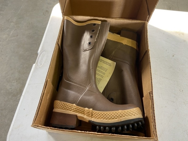 Grizzly Boot Co. Rubber Boots - Size 6