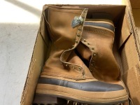Grizzly Boot Co. Spiked Boots - Size 8