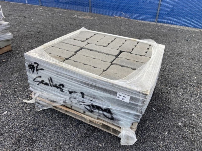 Grey Scallop Edger Blocks, Qty. 180