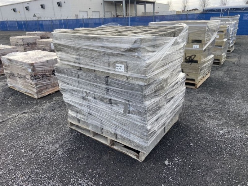 8" Split Face Corner Blocks, Qty. 90
