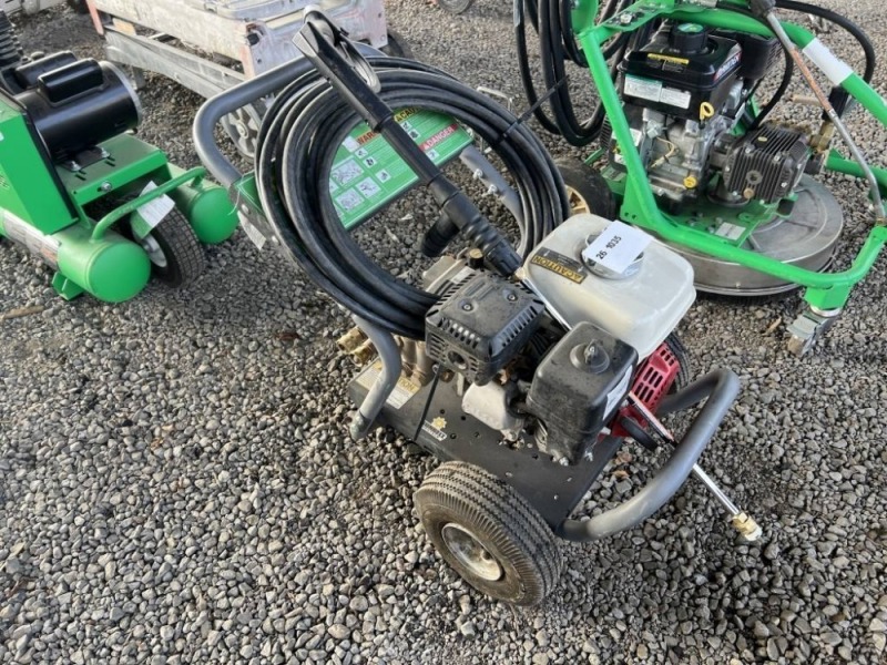 2,700PSI Pressure Washer