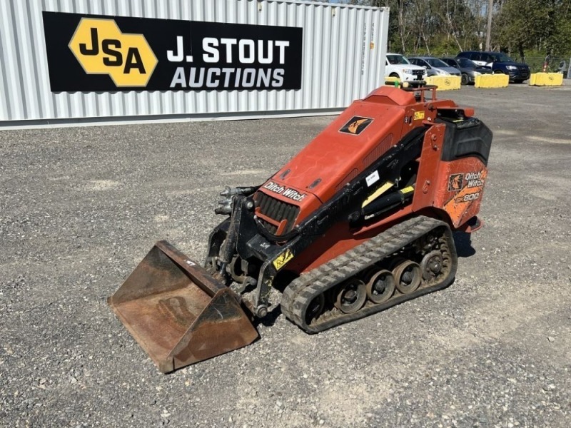2018 Ditch Witch SK800 Mini Compact Track Loader