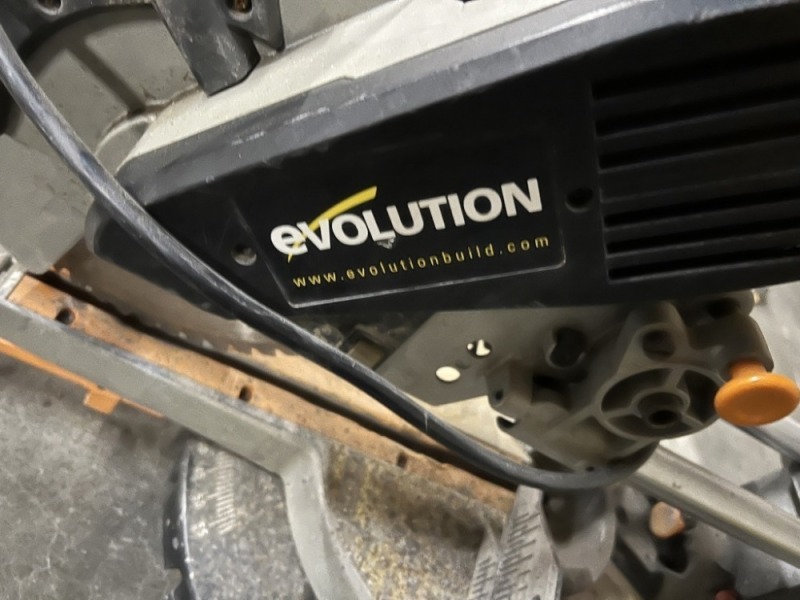 Evolution Rage 3 Radial Saw | J. Stout Auction
